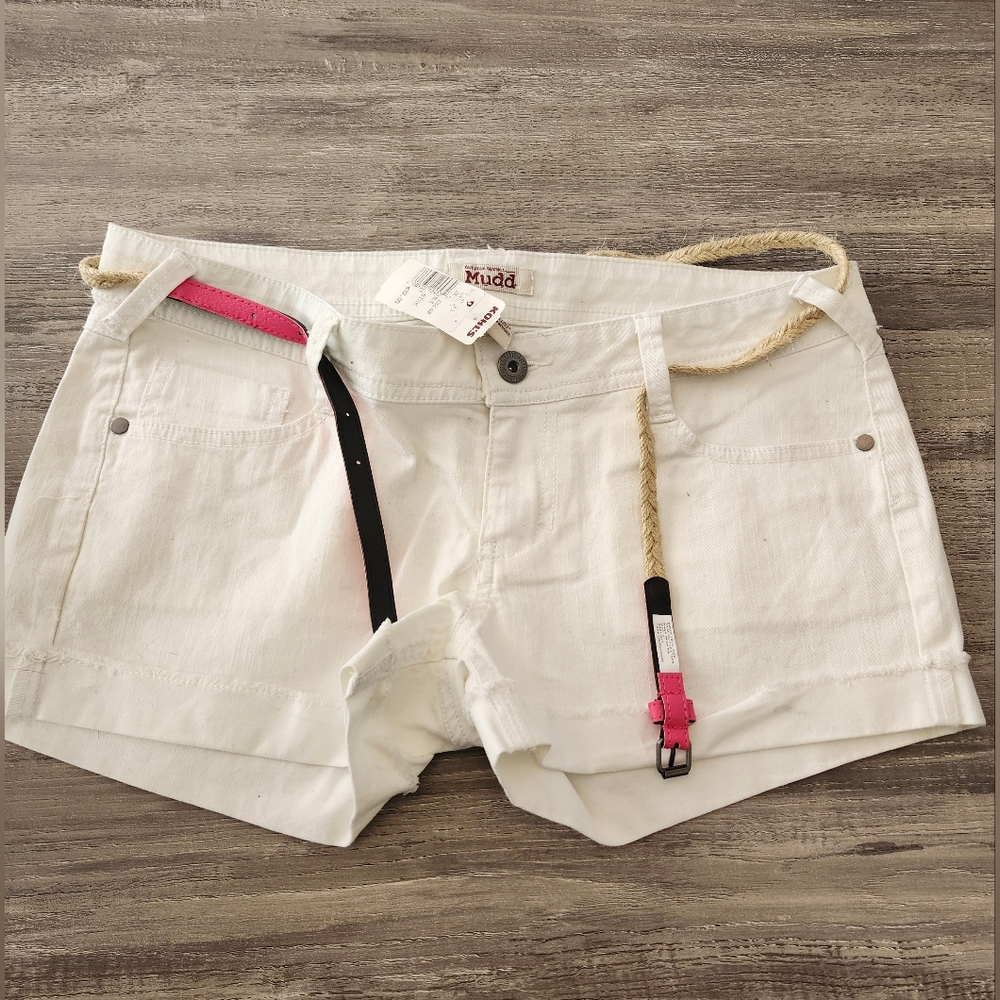 NWT Mudd White Shorts with Belt
